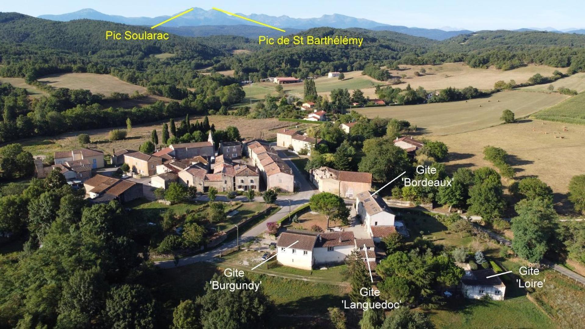 Gite Complex Near Mirepoix In The Pyrenees Limbrassac Exterior photo